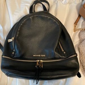 Michael Kors Pebble Leather Black Medium Backpack